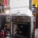 LOTE 290 - 01 FORNO ELÉTRICO E 01 LAVA LOUÇAS COM AVARIAS. (NO ESTADO) ATENÇÃO! FAZER A VISITAÇÃO ANTES DE ARREMATAR, NÃO SABEMOS SE FUNCIONA. LEILÃO NÃO TEM GARANTIA E NEM DEVOLUÇÃO, SUJEITO A POSSÍVEIS AVARIAS VISÍVEIS/OCULTAS E/OU AUSÊNCIA DE COMPONENTES.