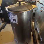 LOTE 145 - 01 DESCASCADOR DE BATATAS. (NO ESTADO) ATENÇÃO! FAZER A VISITAÇÃO ANTES DE ARREMATAR, NÃO SABEMOS SE FUNCIONA. LEILÃO NÃO TEM GARANTIA E NEM DEVOLUÇÃO, SUJEITO A POSSÍVEIS AVARIAS VISÍVEIS/OCULTAS E/OU AUSÊNCIA DE COMPONENTES.