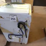 LOTE 255 - 01 MÁQUINA DE LAVAR ROUPAS BRASTEMP 6KG 127VOLTS. (NO ESTADO) ATENÇÃO! FAZER A VISITAÇÃO ANTES DE ARREMATAR, NÃO SABEMOS SE FUNCIONA. LEILÃO NÃO TEM GARANTIA E NEM DEVOLUÇÃO, SUJEITO A POSSÍVEIS AVARIAS VISÍVEIS/OCULTAS E/OU AUSÊNCIA DE COMPONENTES.
