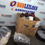 LOTE 185 - 01 LOTE COM FONES DE OUVIDO E ÓCULOS 3D. (NO ESTADO) ATENÇÃO! FAZER A VISITAÇÃO ANTES DE ARREMATAR, NÃO SABEMOS SE FUNCIONA. LEILÃO NÃO TEM GARANTIA E NEM DEVOLUÇÃO, SUJEITO A POSSÍVEIS AVARIAS VISÍVEIS/OCULTAS E/OU AUSÊNCIA DE COMPONENTES.