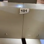 LOTE 101 - 02 QUADROS ELÉTRICOS. (NO ESTADO) ATENÇÃO! FAZER A VISITAÇÃO ANTES DE ARREMATAR, NÃO SABEMOS SE FUNCIONA. LEILÃO NÃO TEM GARANTIA E NEM DEVOLUÇÃO, SUJEITO A POSSÍVEIS AVARIAS VISÍVEIS/OCULTAS E/OU AUSÊNCIA DE COMPONENTES.