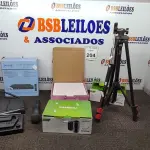 LOTE 204 - 01 LOTE COM SENSORES DE ALARME, DVD, TRIPE PRA CÂMERA. (NO ESTADO) ATENÇÃO! FAZER A VISITAÇÃO ANTES DE ARREMATAR, NÃO SABEMOS SE FUNCIONA. LEILÃO NÃO TEM GARANTIA E NEM DEVOLUÇÃO, SUJEITO A POSSÍVEIS AVARIAS VISÍVEIS/OCULTAS E/OU AUSÊNCIA DE COMPONENTES.