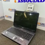 LOTE 319 - 01 NOTEBOOK ACER PARA RETIRADA DE PEÇAS. (NO ESTADO) ATENÇÃO! FAZER A VISITAÇÃO ANTES DE ARREMATAR, NÃO SABEMOS SE FUNCIONA. LEILÃO NÃO TEM GARANTIA E NEM DEVOLUÇÃO, SUJEITO A POSSÍVEIS AVARIAS VISÍVEIS/OCULTAS E/OU AUSÊNCIA DE COMPONENTES.