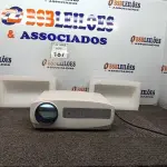 LOTE 187 - 01 PROJETOR BLITZWOIF LED MODELO BW-VP6 1080P. (NO ESTADO) ATENÇÃO! FAZER A VISITAÇÃO ANTES DE ARREMATAR, NÃO SABEMOS SE FUNCIONA. LEILÃO NÃO TEM GARANTIA E NEM DEVOLUÇÃO, SUJEITO A POSSÍVEIS AVARIAS VISÍVEIS/OCULTAS E/OU AUSÊNCIA DE COMPONENTES.