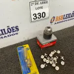 LOTE 330 - 02 MAND RIL, 01 KIT REPARO DE REGISTRO E CARRAPETAS. (NO ESTADO) ATENÇÃO! FAZER A VISITAÇÃO ANTES DE ARREMATAR, NÃO SABEMOS SE FUNCIONA. LEILÃO NÃO TEM GARANTIA E NEM DEVOLUÇÃO, SUJEITO A POSSÍVEIS AVARIAS VISÍVEIS/OCULTAS E/OU AUSÊNCIA DE COMPONENTES.