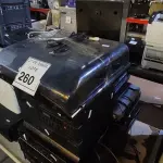 LOTE 260 - 01 LOTE COM VHS, DVRS E SOM ANTIGO. (NO ESTADO) ATENÇÃO! FAZER A VISITAÇÃO ANTES DE ARREMATAR, NÃO SABEMOS SE FUNCIONA. LEILÃO NÃO TEM GARANTIA E NEM DEVOLUÇÃO, SUJEITO A POSSÍVEIS AVARIAS VISÍVEIS/OCULTAS E/OU AUSÊNCIA DE COMPONENTES.