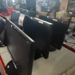 LOTE 084 - 06 MONITORES DIVERSOS. (NO ESTADO) ATENÇÃO! FAZER A VISITAÇÃO ANTES DE ARREMATAR, NÃO SABEMOS SE FUNCIONA. LEILÃO NÃO TEM GARANTIA E NEM DEVOLUÇÃO, SUJEITO A POSSÍVEIS AVARIAS VISÍVEIS/OCULTAS E/OU AUSÊNCIA DE COMPONENTES.