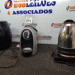 LOTE 271 - 01 CAFETEIRA 220V 03 CORAÇÕES, 01 FRITADEIRA AIR FRYER MARCA PHILCO, 01 CHALEIRA ELÉTRICA E 01 FOGÃO DE INDUÇÃO 01 BOCA MARCA MULTILAZER.  (NO ESTADO) ATENÇÃO! FAZER A VISITAÇÃO ANTES DE ARREMATAR, NÃO SABEMOS SE FUNCIONA. LEILÃO NÃO TEM GARANTIA E NEM DEVOLUÇÃO, SUJEITO A POSSÍVEIS AVARIAS VISÍVEIS/OCULTAS E/OU AUSÊNCIA DE COMPONENTES.
