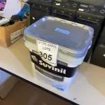 LOTE 305 - 01 GALÃO DE TINTA SUVINIL DE 18L PARA INTERIORES ACABAMENTO FOSCO BRANCO. (NOVO) (NO ESTADO) ATENÇÃO! FAZER A VISITAÇÃO ANTES DE ARREMATAR, NÃO SABEMOS SE FUNCIONA. LEILÃO NÃO TEM GARANTIA E NEM DEVOLUÇÃO, SUJEITO A POSSÍVEIS AVARIAS VISÍVEIS/OCULTAS E/OU AUSÊNCIA DE COMPONENTES.
