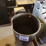 LOTE 145 - 01 DESCASCADOR DE BATATAS. (NO ESTADO) ATENÇÃO! FAZER A VISITAÇÃO ANTES DE ARREMATAR, NÃO SABEMOS SE FUNCIONA. LEILÃO NÃO TEM GARANTIA E NEM DEVOLUÇÃO, SUJEITO A POSSÍVEIS AVARIAS VISÍVEIS/OCULTAS E/OU AUSÊNCIA DE COMPONENTES.