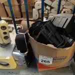 LOTE 265 - 01 LOTE COM CAIXAS DE SOM PARA COMPUTADOR DIVERSAS. (NO ESTADO) ATENÇÃO! FAZER A VISITAÇÃO ANTES DE ARREMATAR, NÃO SABEMOS SE FUNCIONA. LEILÃO NÃO TEM GARANTIA E NEM DEVOLUÇÃO, SUJEITO A POSSÍVEIS AVARIAS VISÍVEIS/OCULTAS E/OU AUSÊNCIA DE COMPONENTES.
