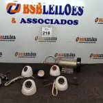 LOTE 218 - 01 MOTOR DE ESTEIRA 180W 220V, 04 CÂMERAS INTELBRAS VHD/010 E 02 LUMINÁRIAS DE JARDIM 220V. (NO ESTADO) ATENÇÃO! FAZER A VISITAÇÃO ANTES DE ARREMATAR, NÃO SABEMOS SE FUNCIONA. LEILÃO NÃO TEM GARANTIA E NEM DEVOLUÇÃO, SUJEITO A POSSÍVEIS AVARIAS VISÍVEIS/OCULTAS E/OU AUSÊNCIA DE COMPONENTES.