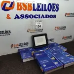 LOTE 134 - 05 REFLETORES DE LED 100W.(NOVO) (NO ESTADO) ATENÇÃO! FAZER A VISITAÇÃO ANTES DE ARREMATAR, NÃO SABEMOS SE FUNCIONA. LEILÃO NÃO TEM GARANTIA E NEM DEVOLUÇÃO, SUJEITO A POSSÍVEIS AVARIAS VISÍVEIS/OCULTAS E/OU AUSÊNCIA DE COMPONENTES.