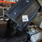 LOTE 230 - 01 CANHÃO DE LUX FAL SKY LINER. (NO ESTADO) ATENÇÃO! FAZER A VISITAÇÃO ANTES DE ARREMATAR, NÃO SABEMOS SE FUNCIONA. LEILÃO NÃO TEM GARANTIA E NEM DEVOLUÇÃO, SUJEITO A POSSÍVEIS AVARIAS VISÍVEIS/OCULTAS E/OU AUSÊNCIA DE COMPONENTES.