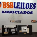 LOTE 177 - 01 NETBOOK ACER E 01 NETBOOK LG SEM FONTES. (NO ESTADO) ATENÇÃO! FAZER A VISITAÇÃO ANTES DE ARREMATAR, NÃO SABEMOS SE FUNCIONA. LEILÃO NÃO TEM GARANTIA E NEM DEVOLUÇÃO, SUJEITO A POSSÍVEIS AVARIAS VISÍVEIS/OCULTAS E/OU AUSÊNCIA DE COMPONENTES.