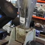 LOTE 235 - 01 LIQUIDIFICADOR INDUSTRIAL. (NO ESTADO) ATENÇÃO! FAZER A VISITAÇÃO ANTES DE ARREMATAR, NÃO SABEMOS SE FUNCIONA. LEILÃO NÃO TEM GARANTIA E NEM DEVOLUÇÃO, SUJEITO A POSSÍVEIS AVARIAS VISÍVEIS/OCULTAS E/OU AUSÊNCIA DE COMPONENTES.