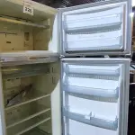 LOTE 226 - 01 GELADEIRA BRASTEMP FROST FREE 220VOLTS.  (NO ESTADO) ATENÇÃO! FAZER A VISITAÇÃO ANTES DE ARREMATAR, NÃO SABEMOS SE FUNCIONA. LEILÃO NÃO TEM GARANTIA E NEM DEVOLUÇÃO, SUJEITO A POSSÍVEIS AVARIAS VISÍVEIS/OCULTAS E/OU AUSÊNCIA DE COMPONENTES.