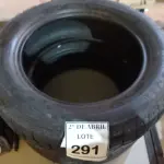 LOTE 291 - 02 PNEUS MEIA VIDA 205/60 ARO16. (NO ESTADO) ATENÇÃO! FAZER A VISITAÇÃO ANTES DE ARREMATAR, NÃO SABEMOS SE FUNCIONA. LEILÃO NÃO TEM GARANTIA E NEM DEVOLUÇÃO, SUJEITO A POSSÍVEIS AVARIAS VISÍVEIS/OCULTAS E/OU AUSÊNCIA DE COMPONENTES.