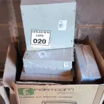 LOTE 020 - 01 LOTE COM CAIXAS DE PASSAGENS.  (NO ESTADO) ATENÇÃO! FAZER A VISITAÇÃO ANTES DE ARREMATAR, NÃO SABEMOS SE FUNCIONA. LEILÃO NÃO TEM GARANTIA E NEM DEVOLUÇÃO, SUJEITO A POSSÍVEIS AVARIAS VISÍVEIS/OCULTAS E/OU AUSÊNCIA DE COMPONENTES.