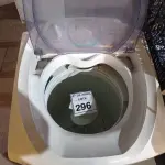 LOTE 296 - 01 MÁQUINA DE LAVAR ROUPAS ELECTROLUX 7KG 220VOLTS. (NO ESTADO) ATENÇÃO! FAZER A VISITAÇÃO ANTES DE ARREMATAR, NÃO SABEMOS SE FUNCIONA. LEILÃO NÃO TEM GARANTIA E NEM DEVOLUÇÃO, SUJEITO A POSSÍVEIS AVARIAS VISÍVEIS/OCULTAS E/OU AUSÊNCIA DE COMPONENTES.