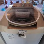 LOTE 064 - 01 MÁQUINA DE LAVAR ROUPAS BRASTEMP 11 KG 220VOLTS.  (NO ESTADO) ATENÇÃO! FAZER A VISITAÇÃO ANTES DE ARREMATAR, NÃO SABEMOS SE FUNCIONA. LEILÃO NÃO TEM GARANTIA E NEM DEVOLUÇÃO, SUJEITO A POSSÍVEIS AVARIAS VISÍVEIS/OCULTAS E/OU AUSÊNCIA DE COMPONENTES.