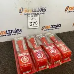 LOTE 370 - 04 MICROFONES SEMI PROFISSIONAL. (NO ESTADO) ATENÇÃO! FAZER A VISITAÇÃO ANTES DE ARREMATAR, NÃO SABEMOS SE FUNCIONA. LEILÃO NÃO TEM GARANTIA E NEM DEVOLUÇÃO, SUJEITO A POSSÍVEIS AVARIAS VISÍVEIS/OCULTAS E/OU AUSÊNCIA DE COMPONENTES.