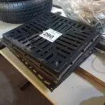 LOTE 290 - 05 TAMPAS PARA RALOS. (NO ESTADO) ATENÇÃO! FAZER A VISITAÇÃO ANTES DE ARREMATAR, NÃO SABEMOS SE FUNCIONA. LEILÃO NÃO TEM GARANTIA E NEM DEVOLUÇÃO, SUJEITO A POSSÍVEIS AVARIAS VISÍVEIS/OCULTAS E/OU AUSÊNCIA DE COMPONENTES.