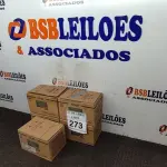 LOTE 273 - 05 CAIXAS COM 06 UNIDADES DE CATALIZADOR VERNIZ PU 150ML. (NO ESTADO) ATENÇÃO! FAZER A VISITAÇÃO ANTES DE ARREMATAR, NÃO SABEMOS SE FUNCIONA. LEILÃO NÃO TEM GARANTIA E NEM DEVOLUÇÃO, SUJEITO A POSSÍVEIS AVARIAS VISÍVEIS/OCULTAS E/OU AUSÊNCIA DE COMPONENTES.