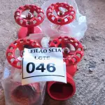 LOTE 046 -  04 VÁLVULAS ANGULAR PARA HIDRANTE (NO ESTADO) ATENÇÃO! FAZER A VISITAÇÃO ANTES DE ARREMATAR, NÃO SABEMOS SE FUNCIONA. LEILÃO NÃO TEM GARANTIA E NEM DEVOLUÇÃO, SUJEITO A POSSÍVEIS AVARIAS VISÍVEIS/OCULTAS E/OU AUSÊNCIA DE COMPONENTES.