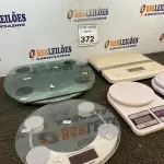 LOTE 372 - 05 BALANÇAS MARCAS E MODELOS DIVERSOS. (NO ESTADO) ATENÇÃO! FAZER A VISITAÇÃO ANTES DE ARREMATAR, NÃO SABEMOS SE FUNCIONA. LEILÃO NÃO TEM GARANTIA E NEM DEVOLUÇÃO, SUJEITO A POSSÍVEIS AVARIAS VISÍVEIS/OCULTAS E/OU AUSÊNCIA DE COMPONENTES.
