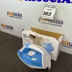 LOTE 363 - 01 FERRO A VAPOR P/ PASSAR ROUPAS ELECTROLUX COR BRANCA C/AZUL (NOVO). (NO ESTADO) ATENÇÃO! FAZER A VISITAÇÃO ANTES DE ARREMATAR, NÃO SABEMOS SE FUNCIONA. LEILÃO NÃO TEM GARANTIA E NEM DEVOLUÇÃO, SUJEITO A POSSÍVEIS AVARIAS VISÍVEIS/OCULTAS E/OU AUSÊNCIA DE COMPONENTES.