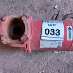 LOTE 033 - 01 BOMBA D’ÁGUA.  (NO ESTADO) ATENÇÃO! FAZER A VISITAÇÃO ANTES DE ARREMATAR, NÃO SABEMOS SE FUNCIONA. LEILÃO NÃO TEM GARANTIA E NEM DEVOLUÇÃO, SUJEITO A POSSÍVEIS AVARIAS VISÍVEIS/OCULTAS E/OU AUSÊNCIA DE COMPONENTES.
