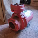 LOTE 032 - 01 BOMBA D’ÁGUA.  (NO ESTADO) ATENÇÃO! FAZER A VISITAÇÃO ANTES DE ARREMATAR, NÃO SABEMOS SE FUNCIONA. LEILÃO NÃO TEM GARANTIA E NEM DEVOLUÇÃO, SUJEITO A POSSÍVEIS AVARIAS VISÍVEIS/OCULTAS E/OU AUSÊNCIA DE COMPONENTES.