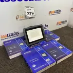 LOTE 379 - 05 REFLETORES DE LED 100W. (NOVO) (NO ESTADO) ATENÇÃO! FAZER A VISITAÇÃO ANTES DE ARREMATAR, NÃO SABEMOS SE FUNCIONA. LEILÃO NÃO TEM GARANTIA E NEM DEVOLUÇÃO, SUJEITO A POSSÍVEIS AVARIAS VISÍVEIS/OCULTAS E/OU AUSÊNCIA DE COMPONENTES.