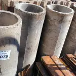 LOTE 075 - 05 MANILHAS EM CONCRETO.   (NO ESTADO) ATENÇÃO! FAZER A VISITAÇÃO ANTES DE ARREMATAR, NÃO SABEMOS SE FUNCIONA. LEILÃO NÃO TEM GARANTIA E NEM DEVOLUÇÃO, SUJEITO A POSSÍVEIS AVARIAS VISÍVEIS/OCULTAS E/OU AUSÊNCIA DE COMPONENTES.