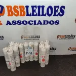 LOTE 272 - 15 SELANTE MULTI USO DE POLIURETANO PU40. (NO ESTADO) ATENÇÃO! FAZER A VISITAÇÃO ANTES DE ARREMATAR, NÃO SABEMOS SE FUNCIONA. LEILÃO NÃO TEM GARANTIA E NEM DEVOLUÇÃO, SUJEITO A POSSÍVEIS AVARIAS VISÍVEIS/OCULTAS E/OU AUSÊNCIA DE COMPONENTES.