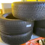 LOTE 448 - 05 PNEUS 265-70-18” USADOS. (NO ESTADO) ATENÇÃO! FAZER A VISITAÇÃO ANTES DE ARREMATAR, NÃO SABEMOS SE FUNCIONA. LEILÃO NÃO TEM GARANTIA E NEM DEVOLUÇÃO, SUJEITO A POSSÍVEIS AVARIAS VISÍVEIS/OCULTAS E/OU AUSÊNCIA DE COMPONENTES.