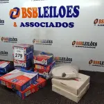 LOTE 279 - 01 LOTE COM LUMINÁRIAS DE LED DECORLUX (NOVO). (NO ESTADO) ATENÇÃO! FAZER A VISITAÇÃO ANTES DE ARREMATAR, NÃO SABEMOS SE FUNCIONA. LEILÃO NÃO TEM GARANTIA E NEM DEVOLUÇÃO, SUJEITO A POSSÍVEIS AVARIAS VISÍVEIS/OCULTAS E/OU AUSÊNCIA DE COMPONENTES.