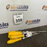 LOTE 359 - 01 CHAVE DE FENDA E 05 CHAVES PHILIPS TAMANHOS DIVERSOS. (NO ESTADO) ATENÇÃO! FAZER A VISITAÇÃO ANTES DE ARREMATAR, NÃO SABEMOS SE FUNCIONA. LEILÃO NÃO TEM GARANTIA E NEM DEVOLUÇÃO, SUJEITO A POSSÍVEIS AVARIAS VISÍVEIS/OCULTAS E/OU AUSÊNCIA DE COMPONENTES.