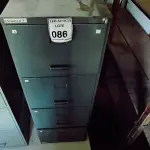 LOTE 086 - 01 ARQUIVO DE AÇO.  (NO ESTADO) ATENÇÃO! FAZER A VISITAÇÃO ANTES DE ARREMATAR, NÃO SABEMOS SE FUNCIONA. LEILÃO NÃO TEM GARANTIA E NEM DEVOLUÇÃO, SUJEITO A POSSÍVEIS AVARIAS VISÍVEIS/OCULTAS E/OU AUSÊNCIA DE COMPONENTES.