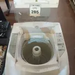 LOTE 285 - 01 MÁQUINA DE LAVAR ROUPAS BRASTEMP 7KG 127VOLTS. (NO ESTADO) ATENÇÃO! FAZER A VISITAÇÃO ANTES DE ARREMATAR, NÃO SABEMOS SE FUNCIONA. LEILÃO NÃO TEM GARANTIA E NEM DEVOLUÇÃO, SUJEITO A POSSÍVEIS AVARIAS VISÍVEIS/OCULTAS E/OU AUSÊNCIA DE COMPONENTES.