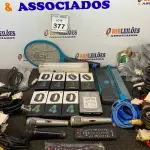 LOTE 377 - 01 LOTE COM RELÓGIOS, HD, CABOS DIVERSOS E MICROFONES. (NO ESTADO) ATENÇÃO! FAZER A VISITAÇÃO ANTES DE ARREMATAR, NÃO SABEMOS SE FUNCIONA. LEILÃO NÃO TEM GARANTIA E NEM DEVOLUÇÃO, SUJEITO A POSSÍVEIS AVARIAS VISÍVEIS/OCULTAS E/OU AUSÊNCIA DE COMPONENTES.
