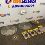 LOTE 499 - 01 LOTE COM DISCOS DE BORRACHA, DISCOS FLAP E DISCO DE DESCARTE. (NO ESTADO) ATENÇÃO! FAZER A VISITAÇÃO ANTES DE ARREMATAR, NÃO SABEMOS SE FUNCIONA. LEILÃO NÃO TEM GARANTIA E NEM DEVOLUÇÃO, SUJEITO A POSSÍVEIS AVARIAS VISÍVEIS/OCULTAS E/OU AUSÊNCIA DE COMPONENTES.