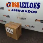 LOTE 258 - 17 - MICROFONES DIVERSOS (NO ESTADO, NÃO SABEMOS SE FUNCIONA. LEILÃO NÃO TEM GARANTIA E NEM DEVOLUÇÃO, SUJEITO A POSSÍVEIS AVARIAS VISÍVEIS/OCULTAS E/OU AUSÊNCIA DE COMPONENTES)
