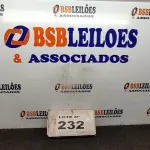 LOTE 232 - 01 - CARREGADOR DE BATERIA XLR PF2405 DE 24 VOLTS E 5,0 AMPERES PARA CADEIRAS ELÉTRICAS (NO ESTADO, NÃO SABEMOS SE FUNCIONA. LEILÃO NÃO TEM GARANTIA E NEM DEVOLUÇÃO, SUJEITO A POSSÍVEIS AVARIAS VISÍVEIS/OCULTAS E/OU AUSÊNCIA DE COMPONENTES)