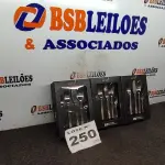 LOTE 250 - 03 - KITS JOGO TALHERES LINHA SANKIT 20 PEÇAS PRATA - PREMIUM (NO ESTADO, NÃO SABEMOS SE FUNCIONA. LEILÃO NÃO TEM GARANTIA E NEM DEVOLUÇÃO, SUJEITO A POSSÍVEIS AVARIAS VISÍVEIS/OCULTAS E/OU AUSÊNCIA DE COMPONENTES)