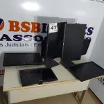 LOTE 147 - 07 – MONITORES DIVERSOS (NO ESTADO, NÃO SABEMOS SE FUNCIONA. LEILÃO NÃO TEM GARANTIA E NEM DEVOLUÇÃO, SUJEITO A POSSÍVEIS AVARIAS VISÍVEIS/OCULTAS E/OU AUSÊNCIA DE COMPONENTES)