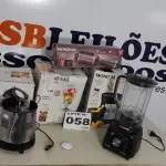 LOTE 058 - 06 – ELETRODOMÉSTICOS DIVERSOS (NO ESTADO, NÃO SABEMOS SE FUNCIONA. LEILÃO NÃO TEM GARANTIA E NEM DEVOLUÇÃO, SUJEITO A POSSÍVEIS AVARIAS VISÍVEIS/OCULTAS E/OU AUSÊNCIA DE COMPONENTES)