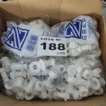 LOTE 188 - 320 - VÁLVULAS LAVATÓRIO PLÁSTICA BRANCO (NO ESTADO, NÃO SABEMOS SE FUNCIONA. LEILÃO NÃO TEM GARANTIA E NEM DEVOLUÇÃO, SUJEITO A POSSÍVEIS AVARIAS VISÍVEIS/OCULTAS E/OU AUSÊNCIA DE COMPONENTES)