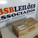 LOTE 140 - 01 LOTE C/ ACESSÓRIOS PARA ESQUADRIAS DE ALUMÍNIO (NO ESTADO, NÃO SABEMOS SE FUNCIONA. LEILÃO NÃO TEM GARANTIA E NEM DEVOLUÇÃO, SUJEITO A POSSÍVEIS AVARIAS VISÍVEIS/OCULTAS E/OU AUSÊNCIA DE COMPONENTES)